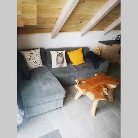 Le Buron Des Loups Soulages-Bonneval