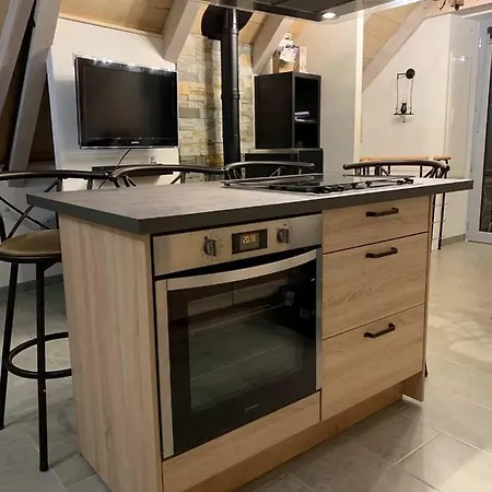 Le Buron Des Loups بيت للعطل *